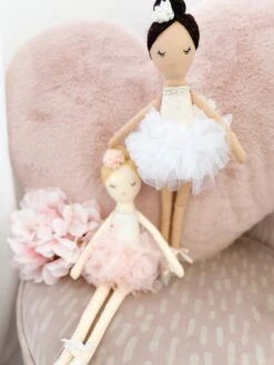 Katrina Ballerina Doll(Katrina Ballerina Doll) -Mon Ami Toys Store IMG 1296 jpg