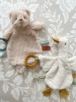 Baldwin Bear Silicone Teether Lovie(Sb1046) -Mon Ami Toys Store IMG 1424 jpg