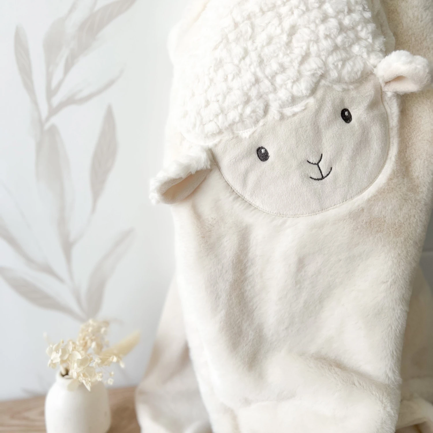 Loyal Lamb Blanket(Bk1021) 4 Loyal Lamb Blanket(Bk1021) - Image 2