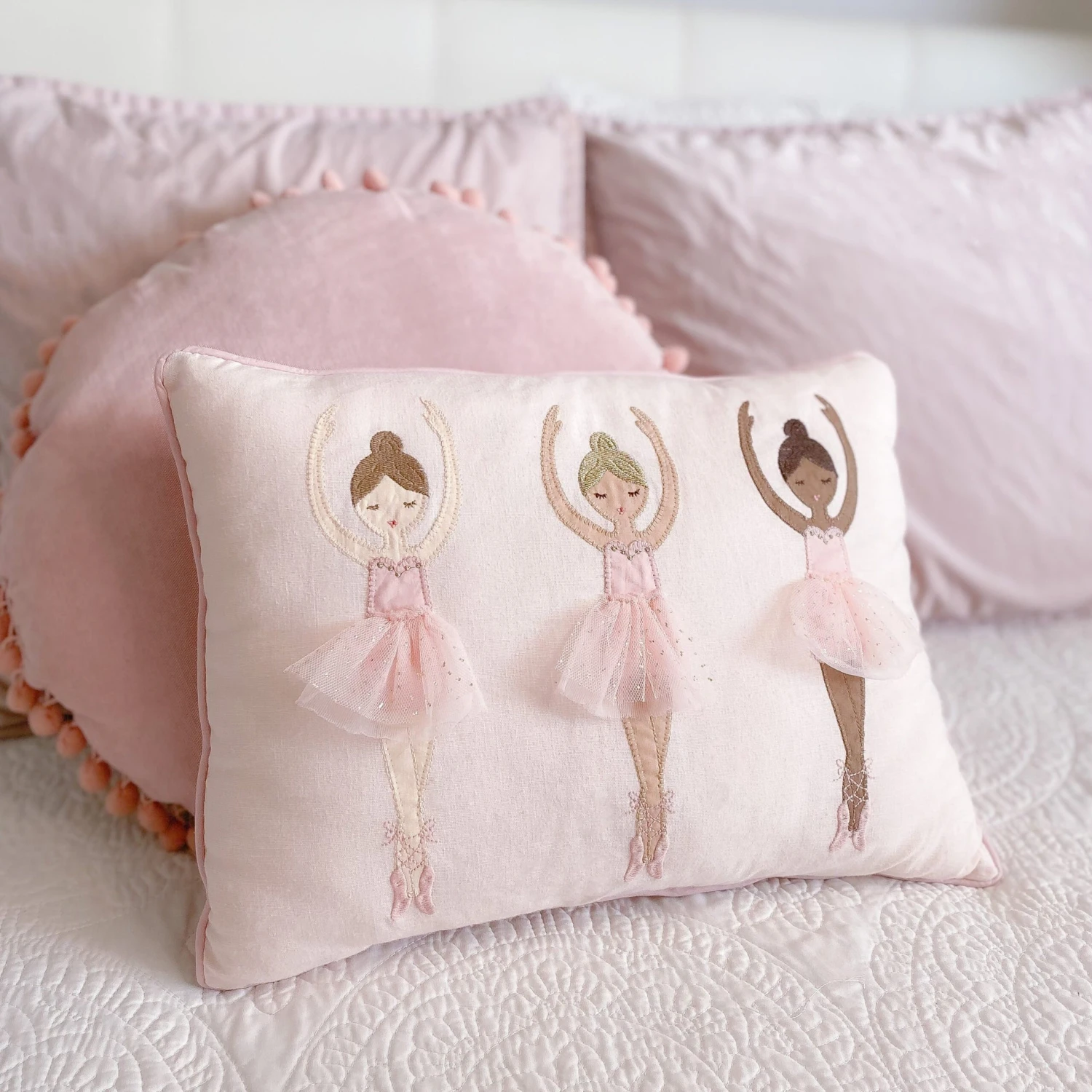 Ballet Lumbar Pillow(Ballerina Girls Lumbar Pillow) 4 Ballet Lumbar Pillow(Ballerina Girls Lumbar Pillow) - Image 2