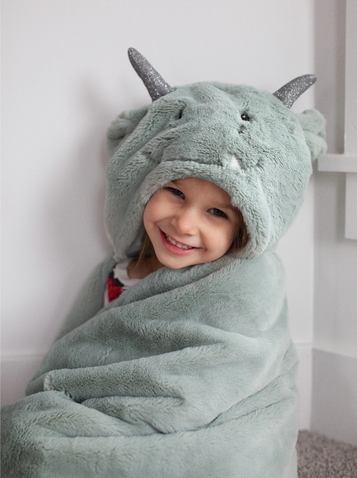 Dax Dragon Hooded Blanket(10014) 4 Dax Dragon Hooded Blanket(10014) - Image 2